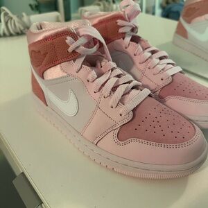 Pink air jordan’s
